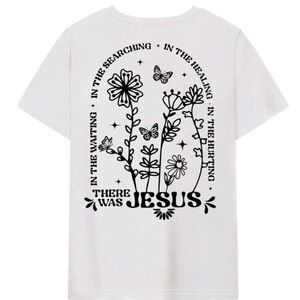 Woman White Graphic T-Shirt